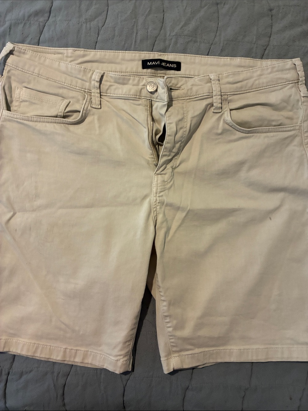 Mavi Cream Bermuda Shorts